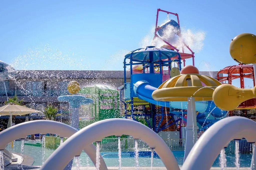 Sports and Entertainment, Lyttos Beach, Crete