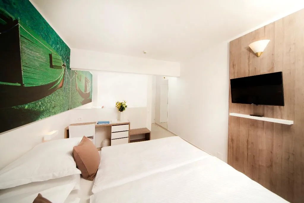 DOUBLE SINGLE USE WITH BALCONY Room, Bluesun hotel Neptun, Split