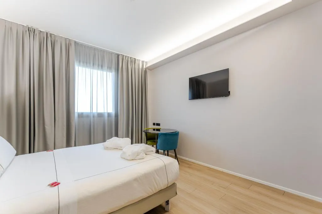 DOUBLE SINGLE USE STANDARD Room, Acca Sporting Milano - AA Hotels, Milan