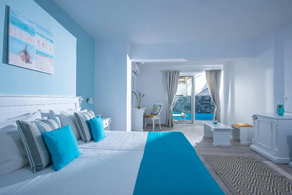 Double or Twin POOL VIEW Room, Alexander House, Crete