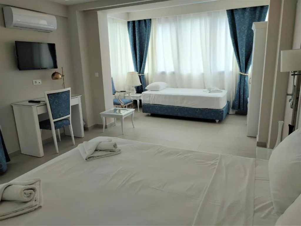 TRIPLE CLASSIC Room, Light Blue Hotel, Halkidiki