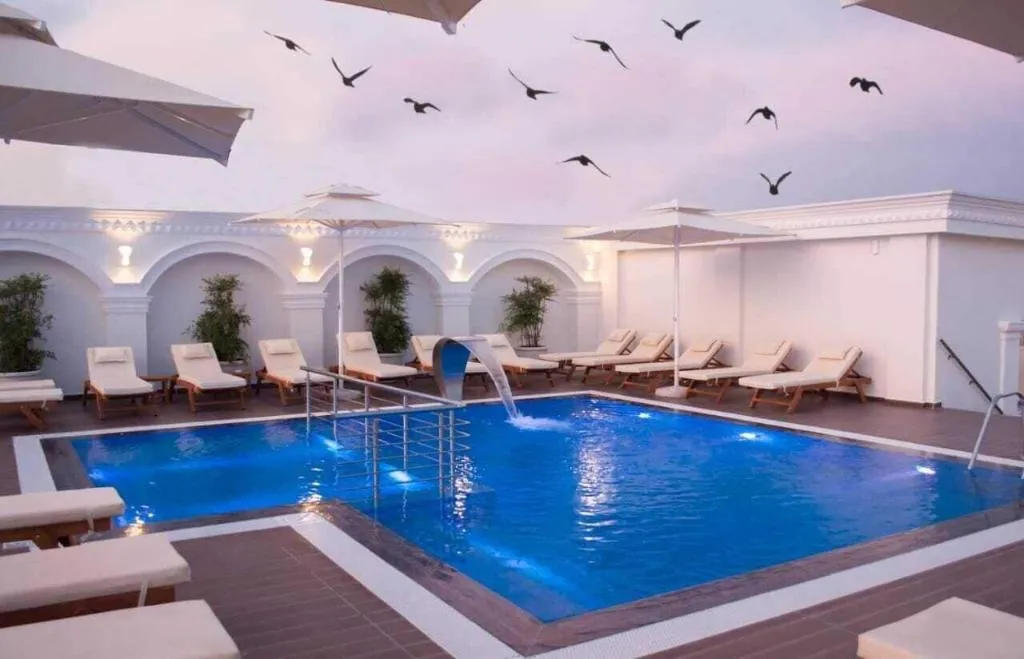 Sports and Entertainment, Empire Hotel, Durres