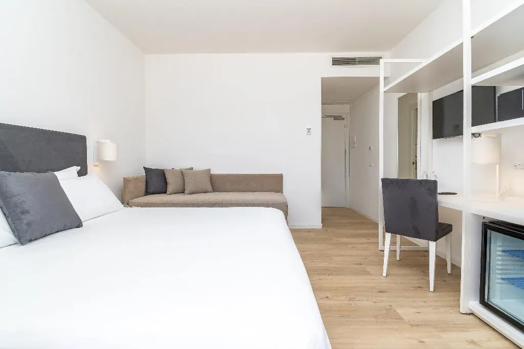 Double or Twin CLASSIC Room, Hotel Isabella Sorrento, Naples