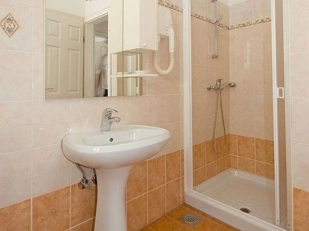 APARTMENT CAPACITY 5 Room, Apartments Valentin Vrsar, Istria