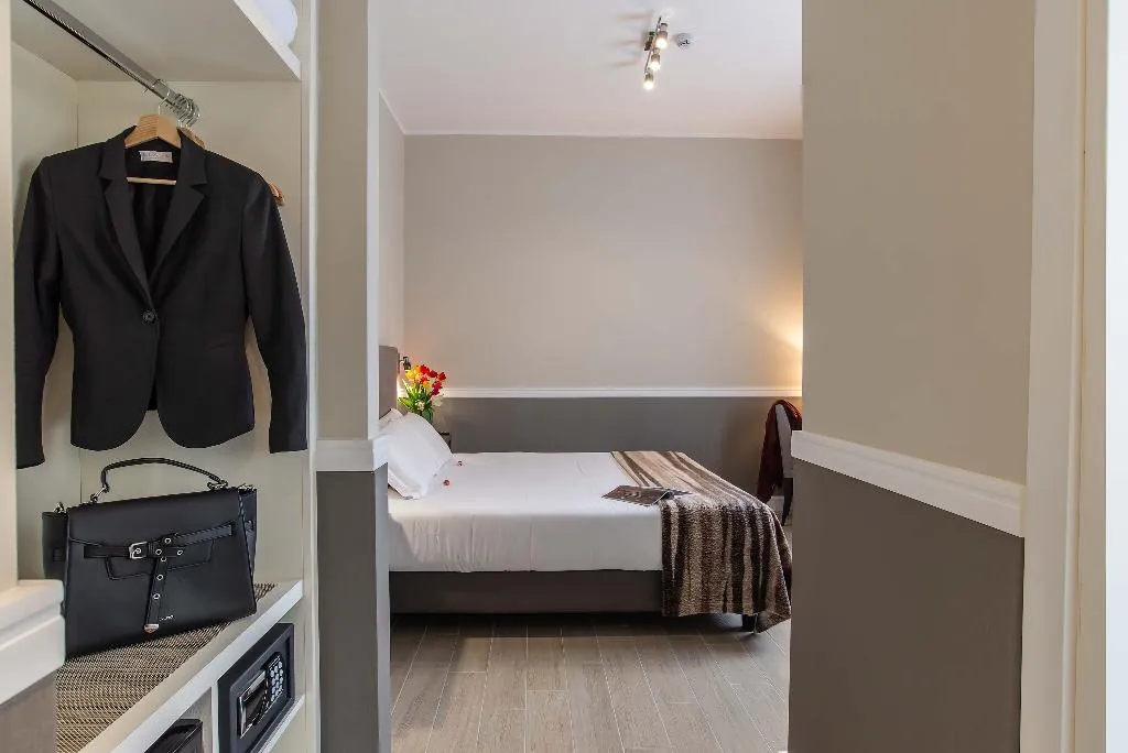 Double or Twin STANDARD Room, Fragrance St Peter Hotel, Rome