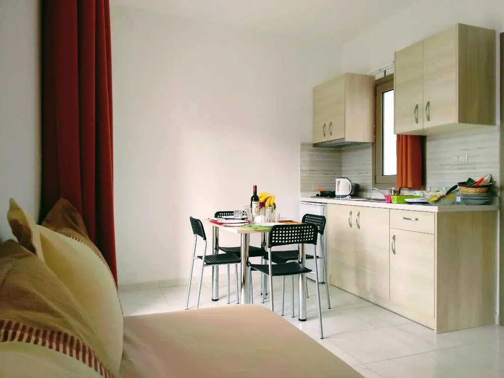 APARTMENT GARDEN VIEW Room, Casa Malena, Crete