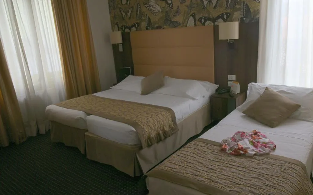 TRIPLE STANDARD Room, LH Hotel Sirio Venice, Venice