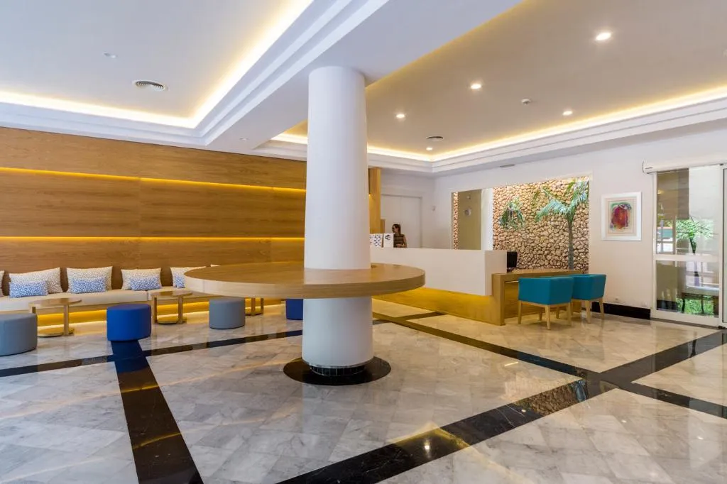 Lobby, Comitas Floramar, Menorca