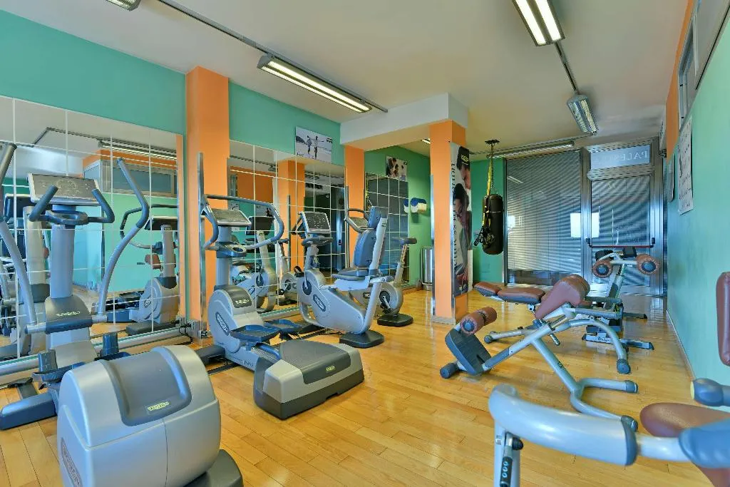 Sports and Entertainment, Best Western Hotel Ferrari, Naples