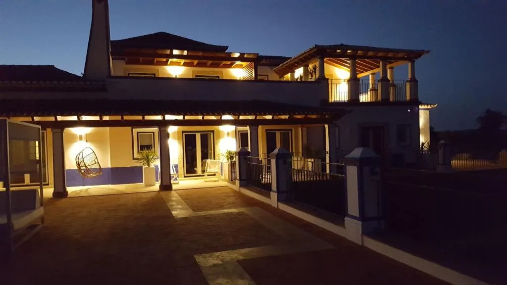 VILLA SEVEN BEDROOMS WITH PRIVATE POOL Room, Shantivillas, Algarve