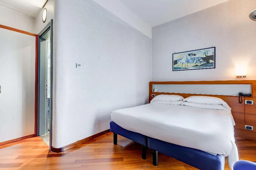 DOUBLE SUPERIOR KING BED Room, Best Western Plus Hotel Plaza, Naples
