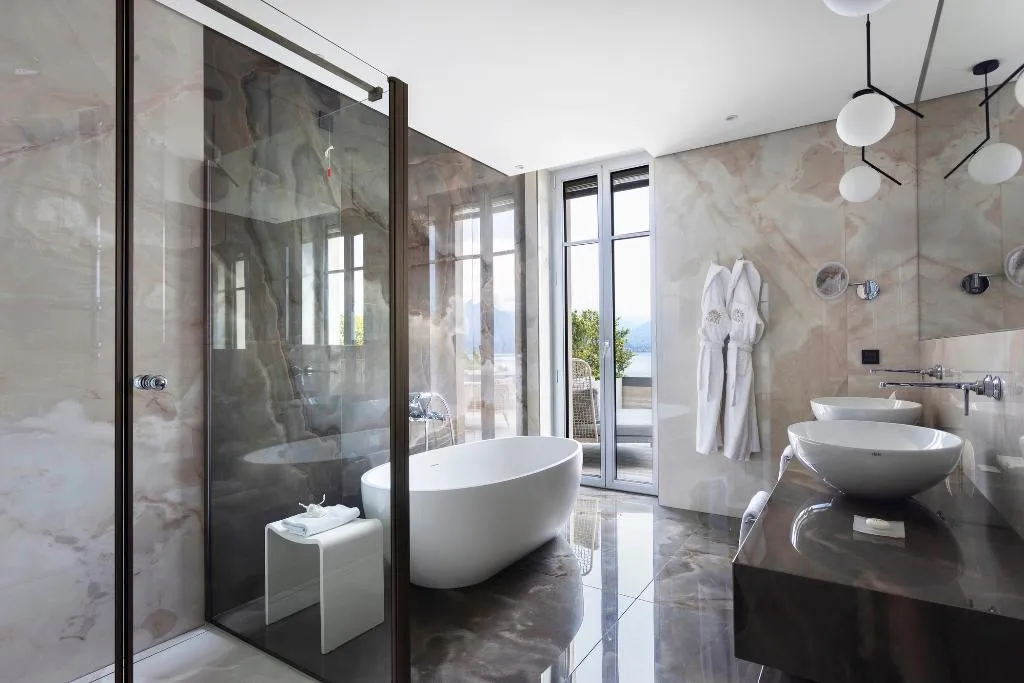 SUITE LAKE VIEW Room, Boutique Hotel Stresa, Milan