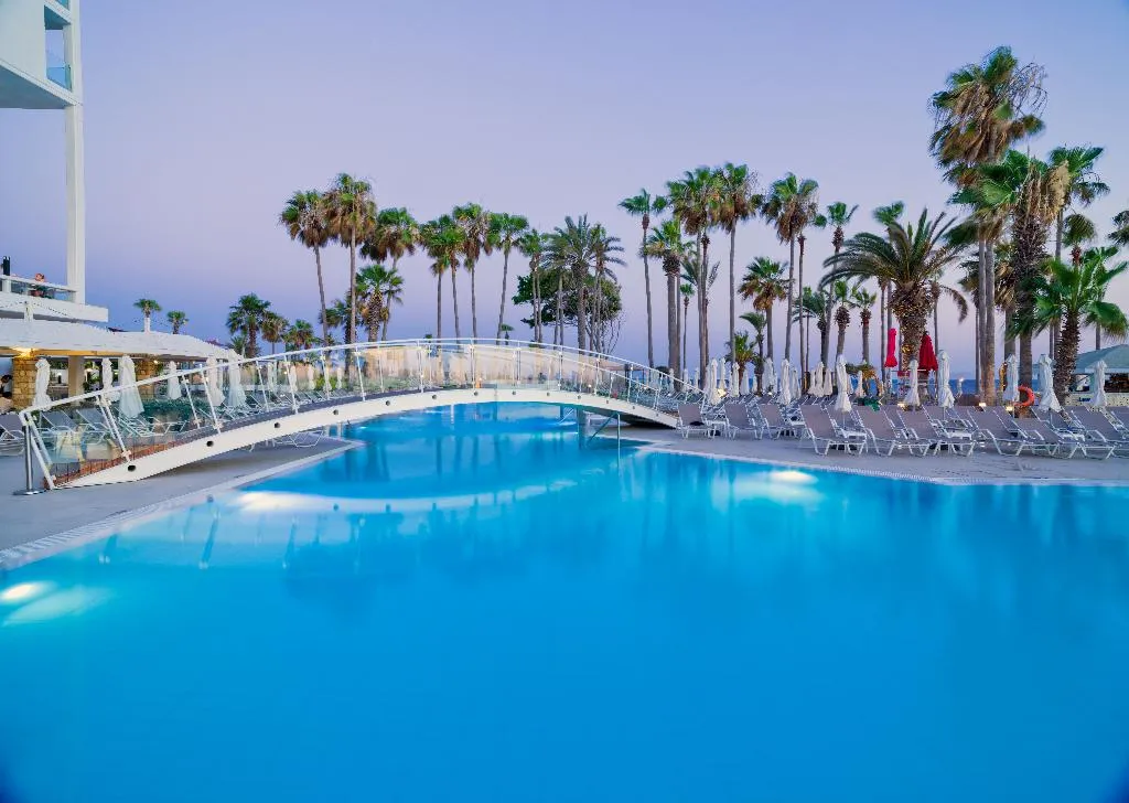 Pool, Leonardo Plaza Cypria Maris Beach Hotel & Spa, Cyprus