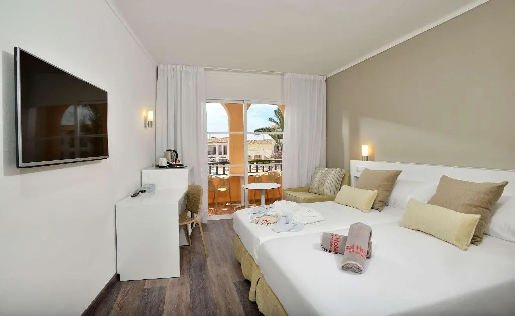 Room STANDARD Room, Sol Falco Menorca, Menorca