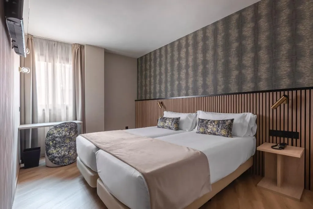 Double or Twin STANDARD Room, Acta Piramides, Madrid