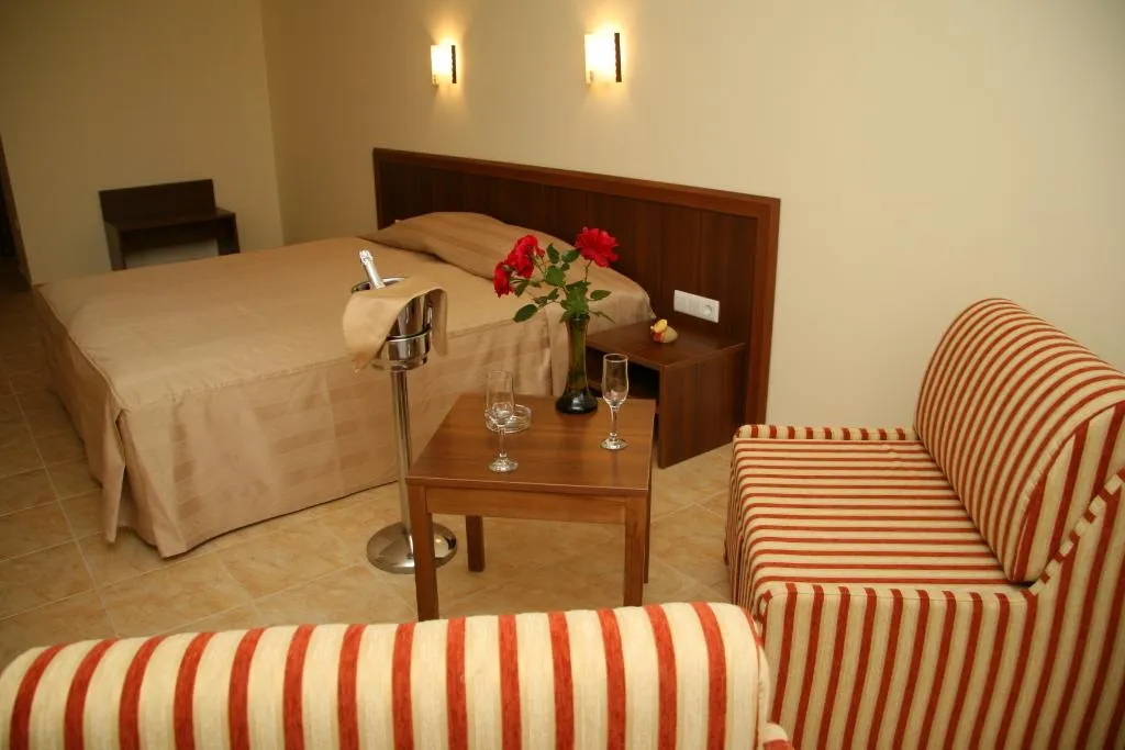 FAMILY ROOM STANDARD Room, Joya Park Complex, Varna