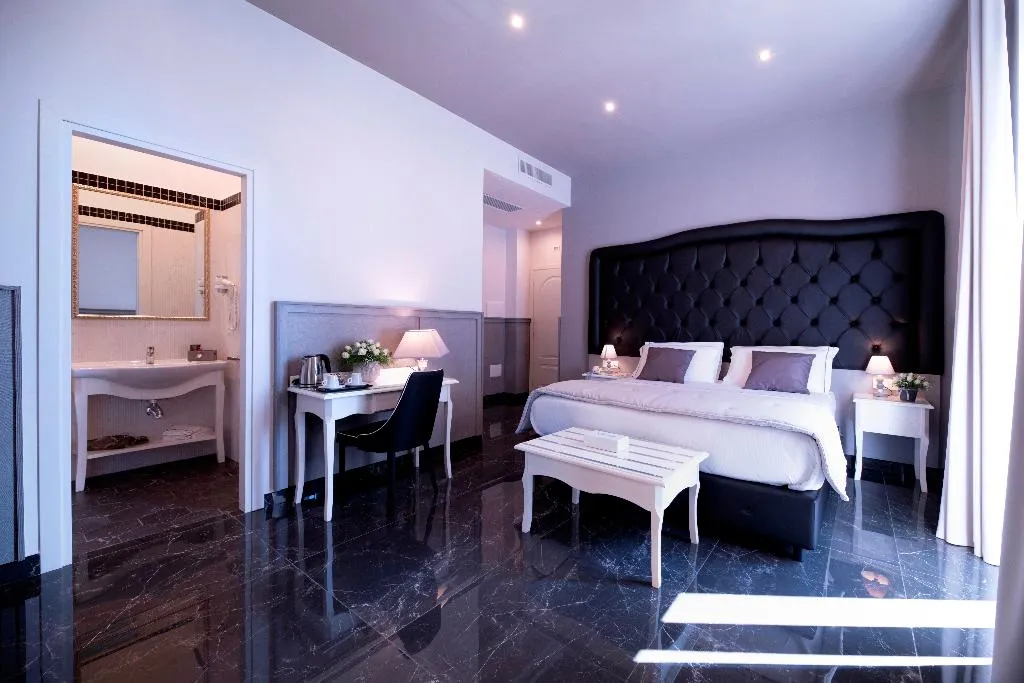 DOUBLE STANDARD Room, Villa Elisio Hotels & Spa, Naples