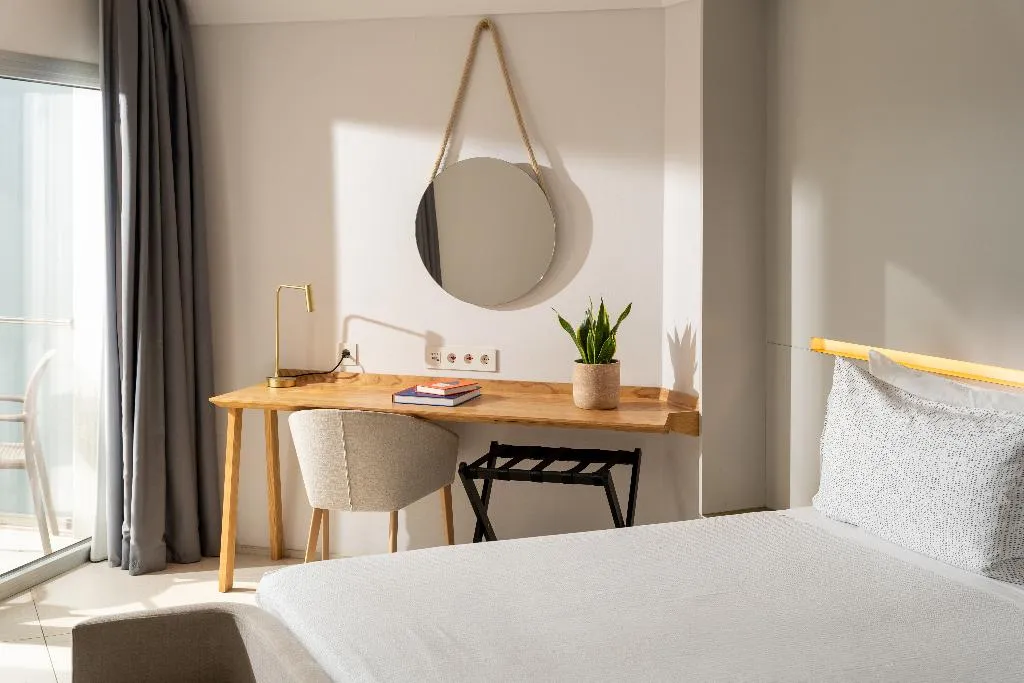 Double or Twin PREMIUM WITH VIEWS Room, Innside Alicante Porta Maris, Costa Blanca