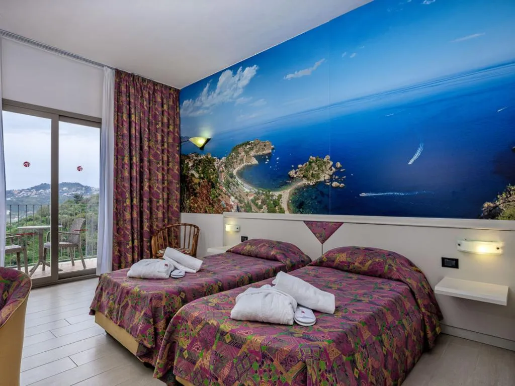 Double or Twin STANDARD Room, Antares, Catania