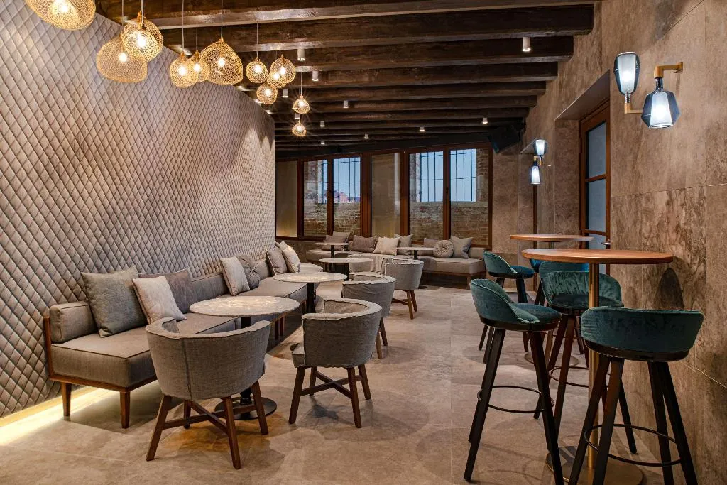 Bar, Hyatt Centric Murano Venice, Venice
