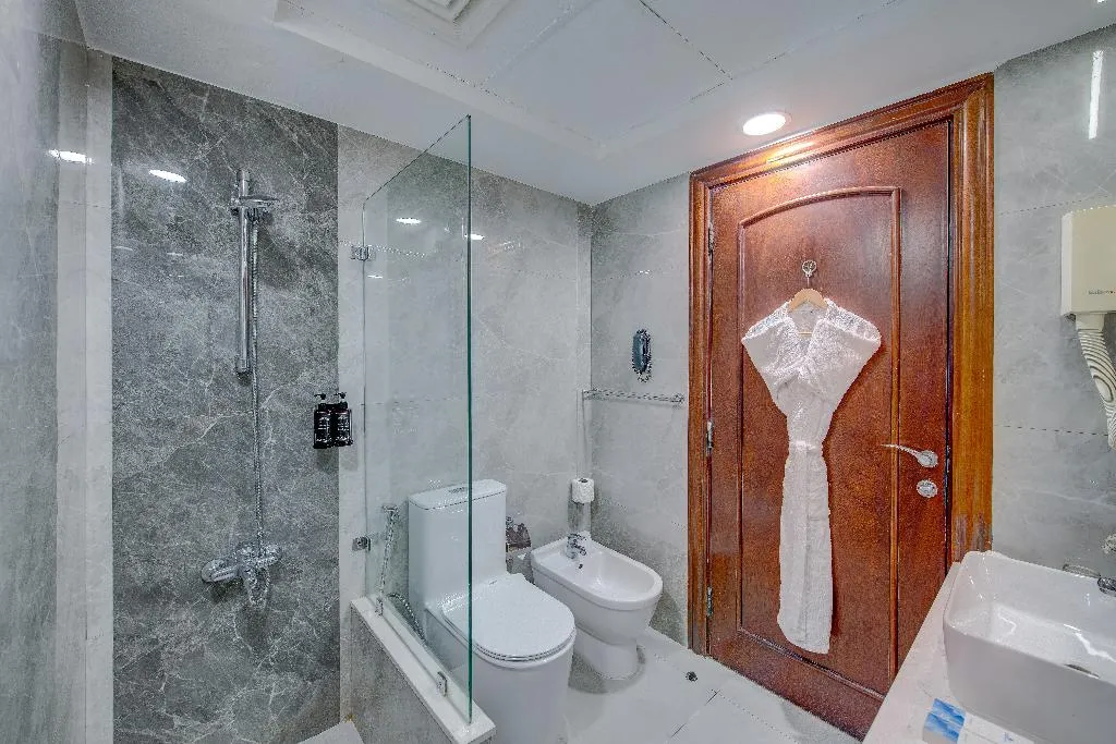 DOUBLE Accessible Room, Howard Johnson Plaza by Wyndham Dubai Deira, Dubai