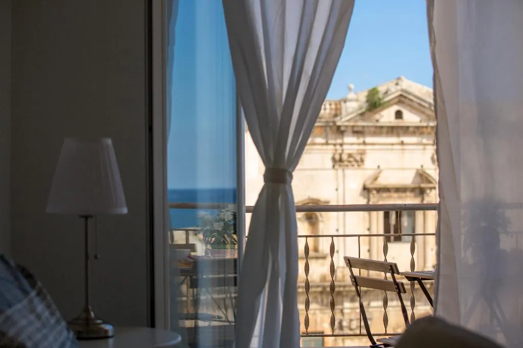 DOUBLE SEA VIEW Room, Maison Ortigia, Catania
