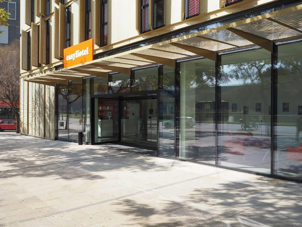 General view, easyHotel Barcelona Fira, Barcelona