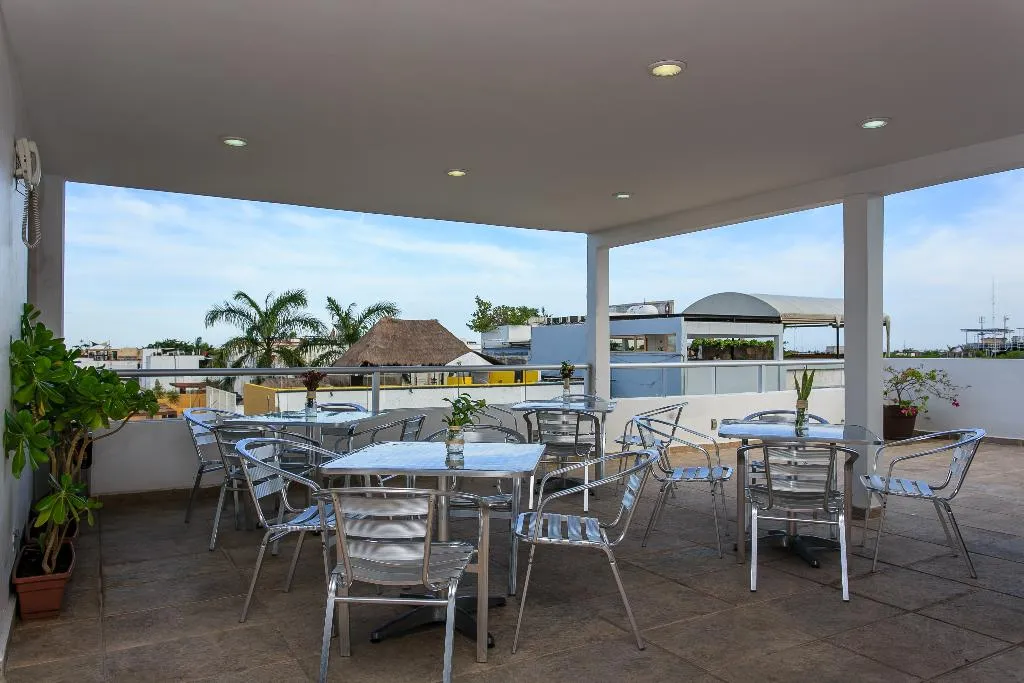 Terrace, Koox Downtown Family Boutique Hotel, Playa Del Carmen