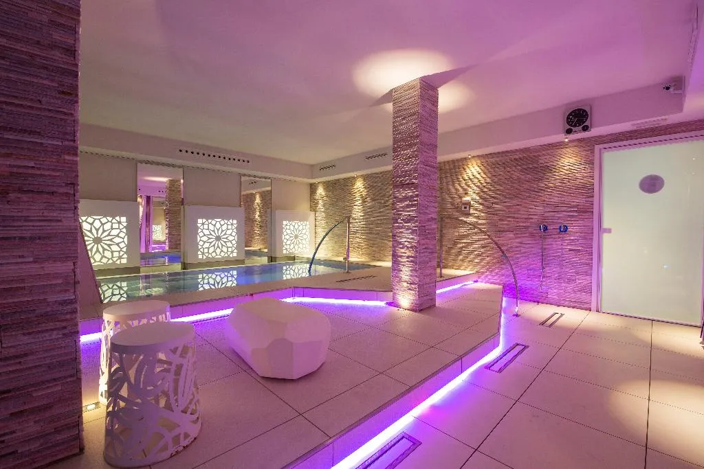 Sports and Entertainment, Spa Hotel Parigi 2, Milan