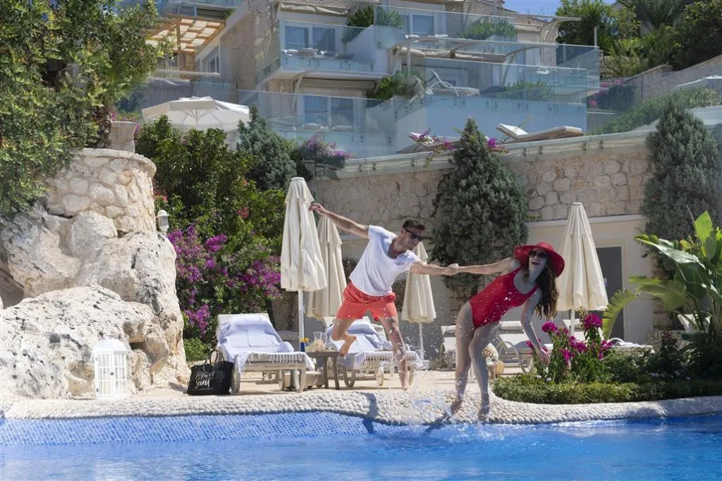 Pool, Peninsula Gardens, Dalaman