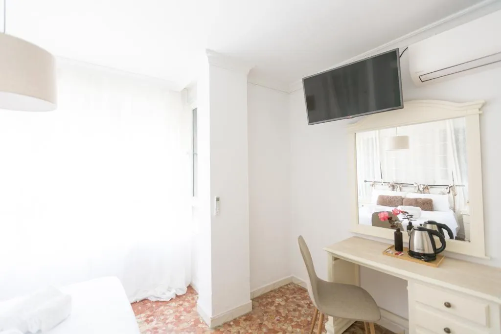 Double or Twin STANDARD Room, Hostal San Miguel by Croma, Costa Del Sol