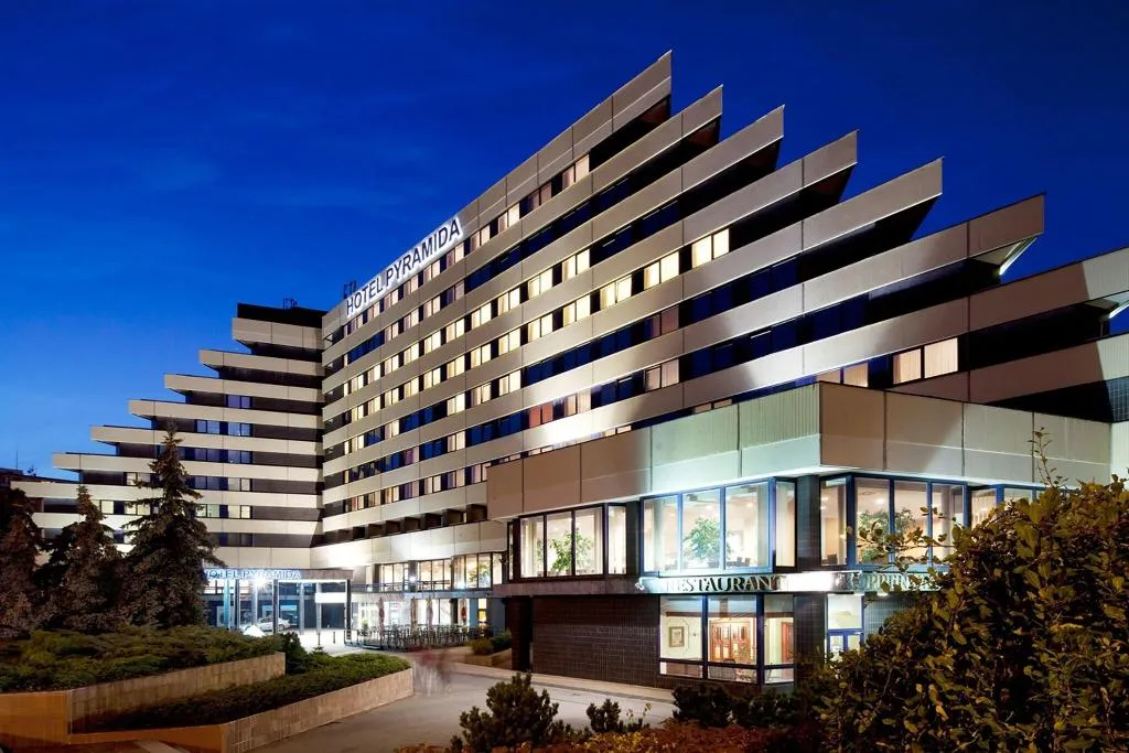 General view, Orea Hotel Pyramida, Prague