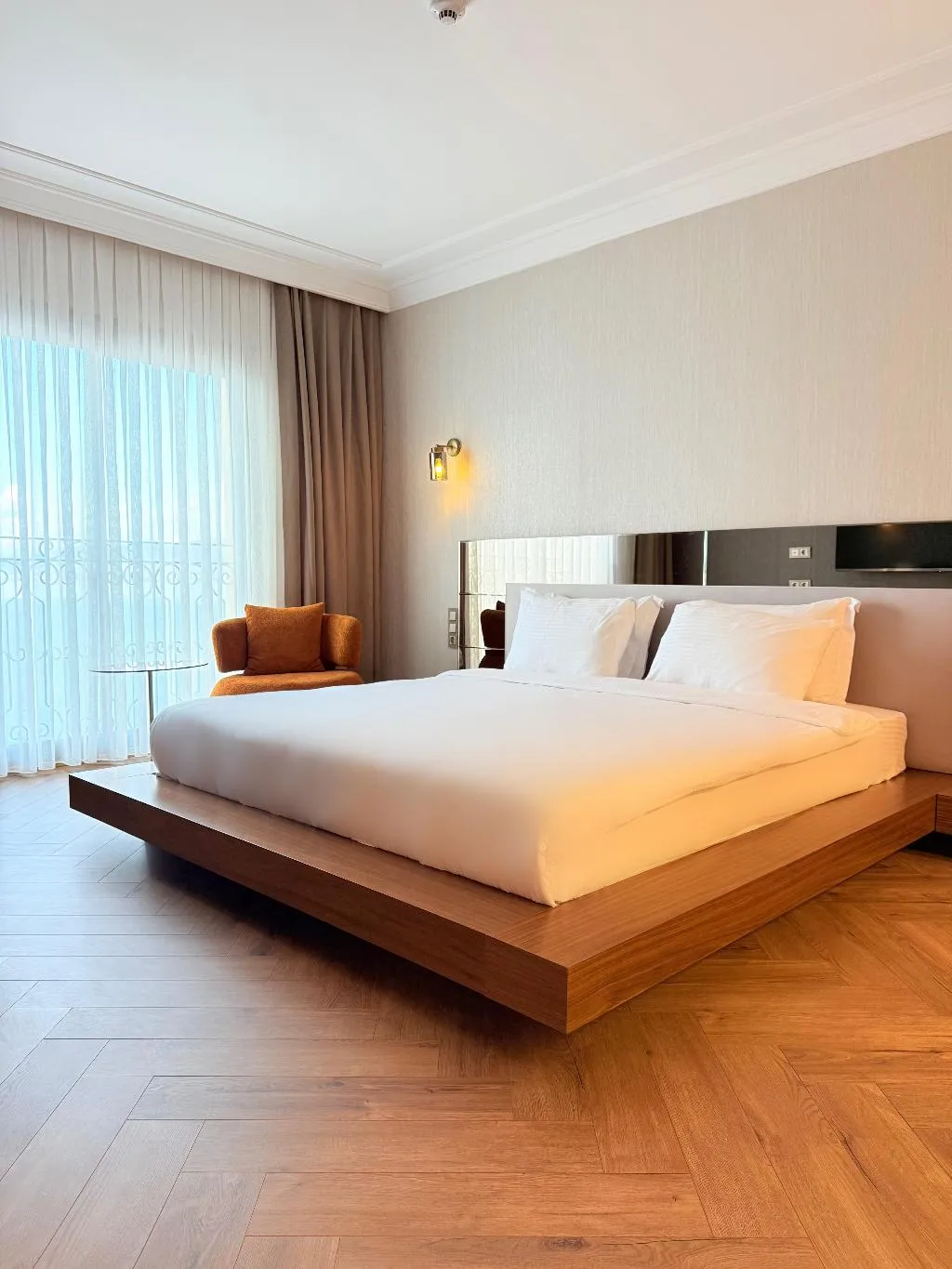 SUITE WITH JACUZZI Room, The Yali Konak Hotel Izmir, Izmir
