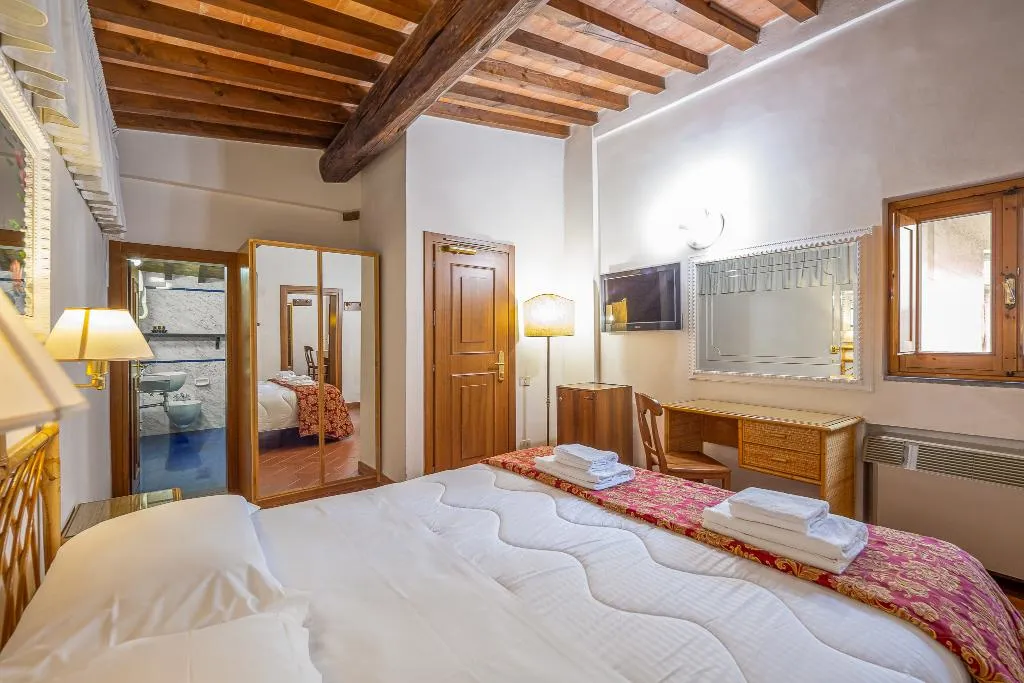 TWIN TWO BEDS Room, Hotel City, Florence