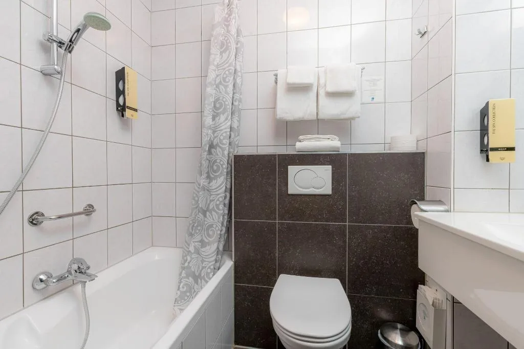 Room, Owl Hotel, Amsterdam
