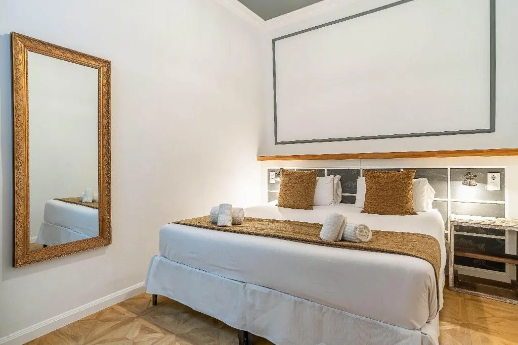 Room, room00 Casa Gracia, Barcelona