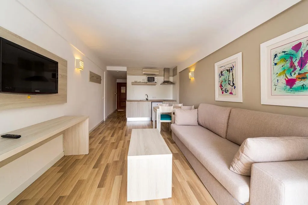 APARTMENT TWO BEDROOMS Room, Comitas Floramar, Menorca