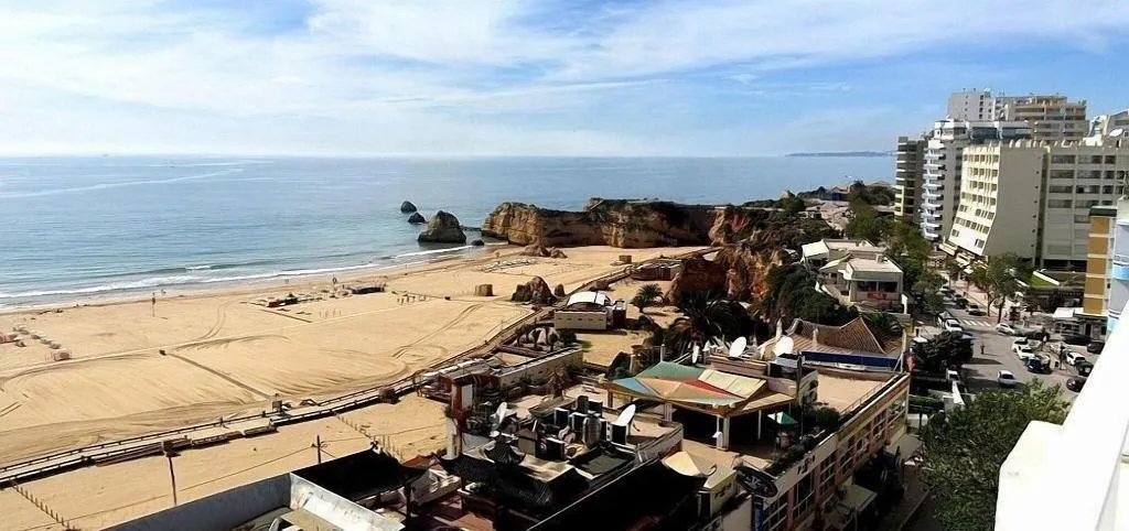 General view, Avenida Praia, Algarve