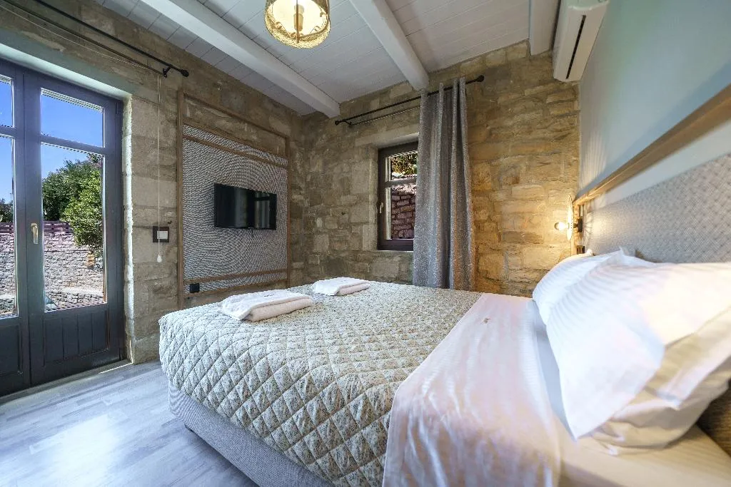VILLA STANDARD Room, Asion Lithos, Crete