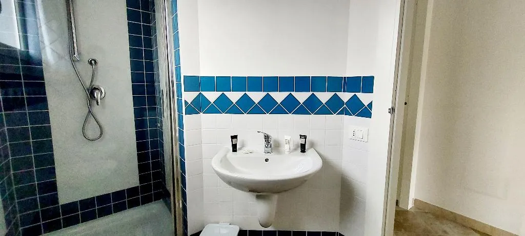 APARTMENT STANDARD Room, Appartamenti Castelsardo E Lu Bagnu, Cagliari