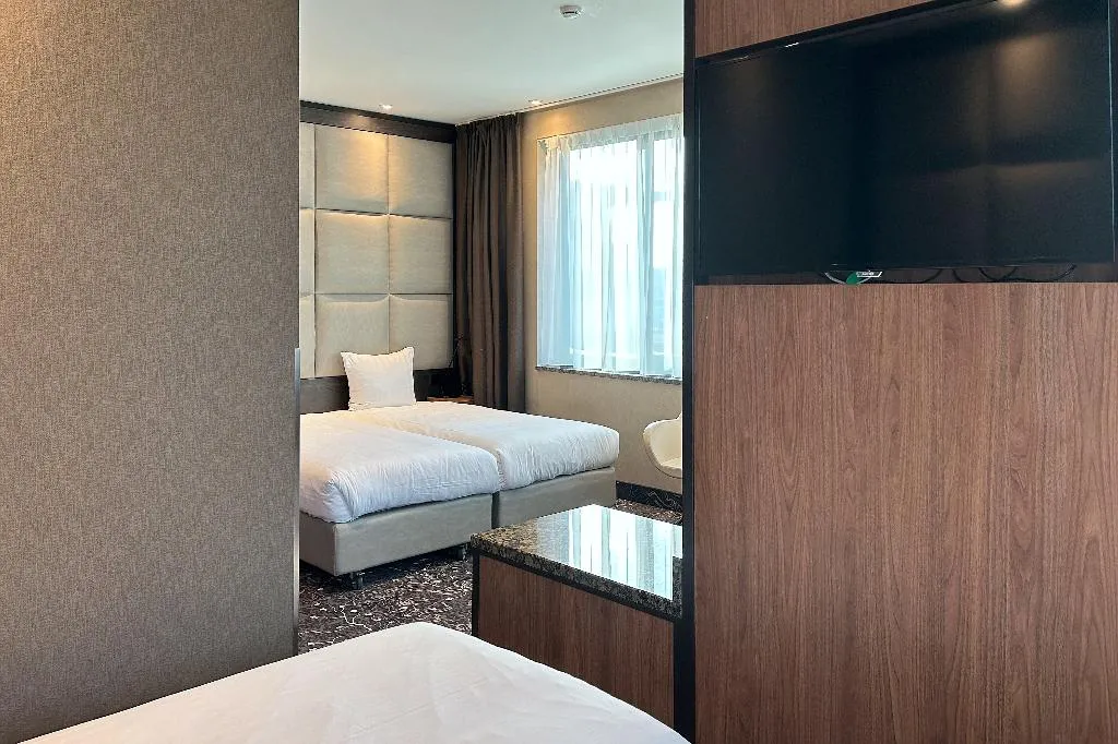 TRIPLE STANDARD Room, Hotel Levell, Amsterdam
