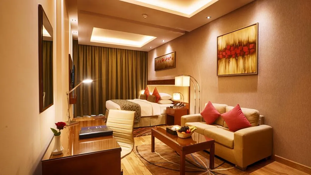DOUBLE DELUXE KING BED Room, Rose Park Hotel - Al Barsha, Dubai