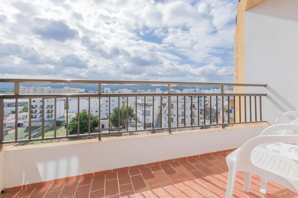 Room, Orosol, Ibiza