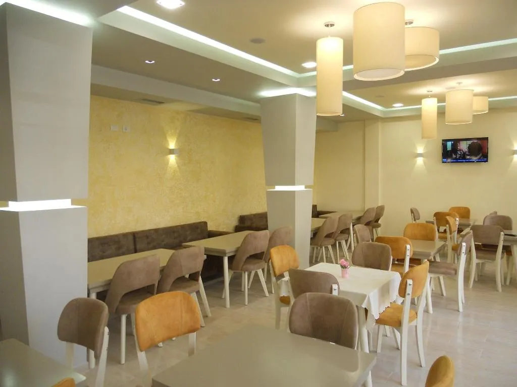 Bar, Onorato Hotel, Kavaje