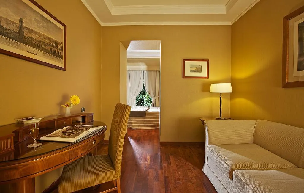 JUNIOR SUITE STANDARD Room, Palazzo Turchini, Naples