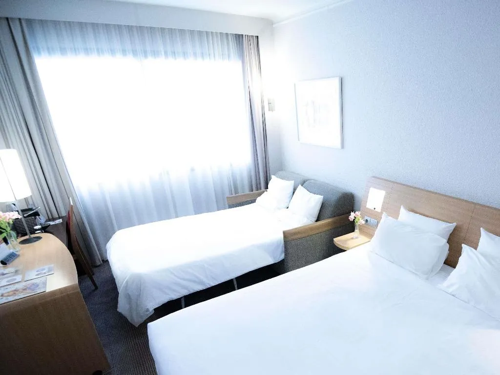 FAMILY ROOM EXECUTIVE Room, Novotel Athenes, Athens