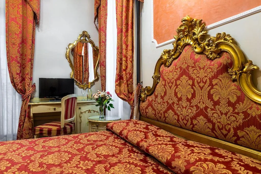 Room, Hotel Al Vagon, Venice