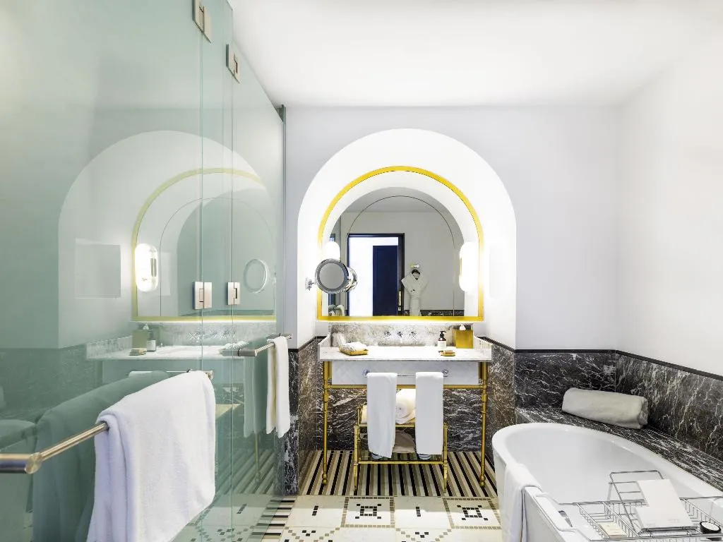 SUITE KING SIZE BED Room, Fairmont Residences La Marina Rabat-Sale, Rabat