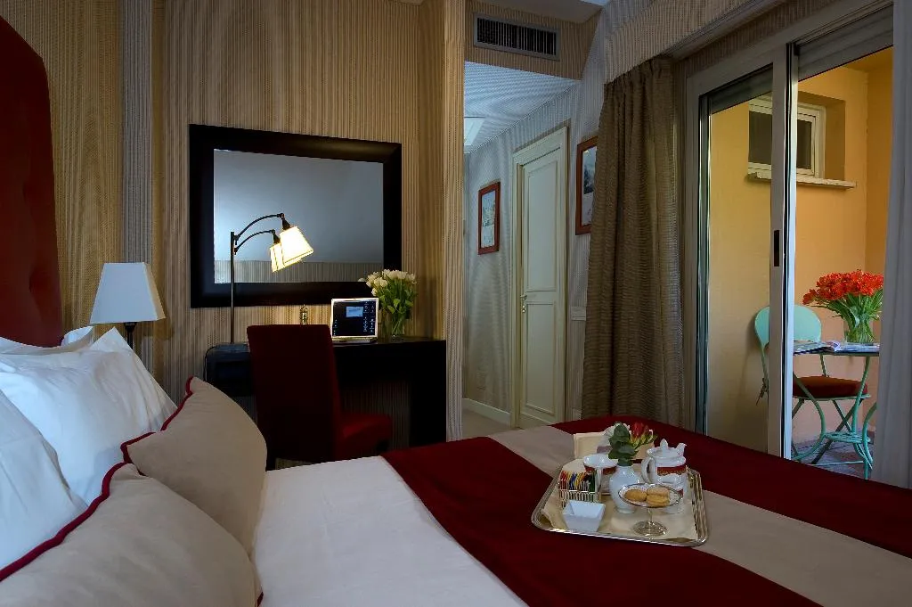 SINGLE CLASSIC Room, Dei Borgognoni, Rome