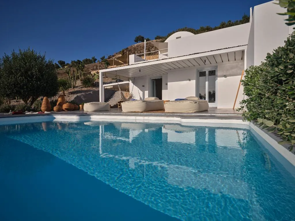 SUITE WITH PRIVATE POOL Room, Santorini Heights, Santorini